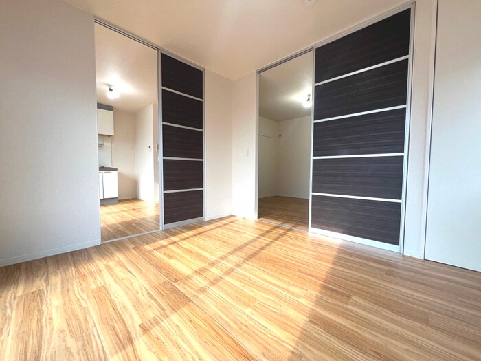 物件内観写真8　(居室)