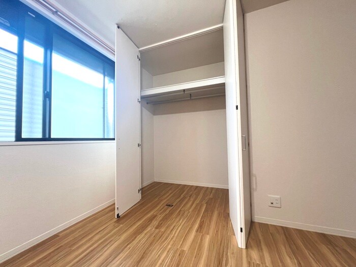 物件内観写真10　(収納)