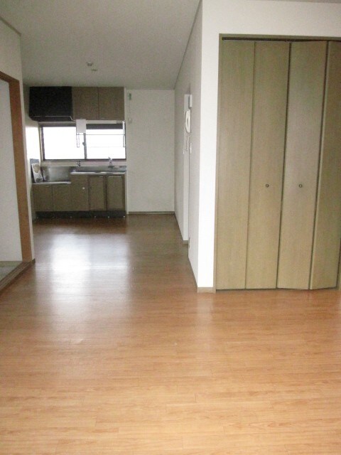 物件内観写真4　(内観写真)