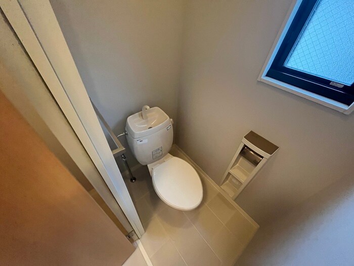 物件内観写真13　(トイレ)