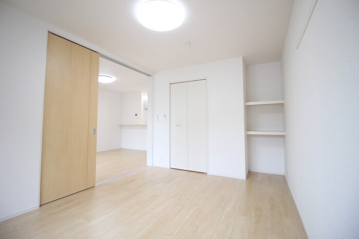 物件内観写真11　(居室)