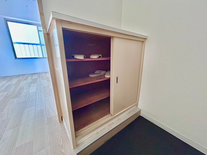 物件内観写真13　(靴箱)