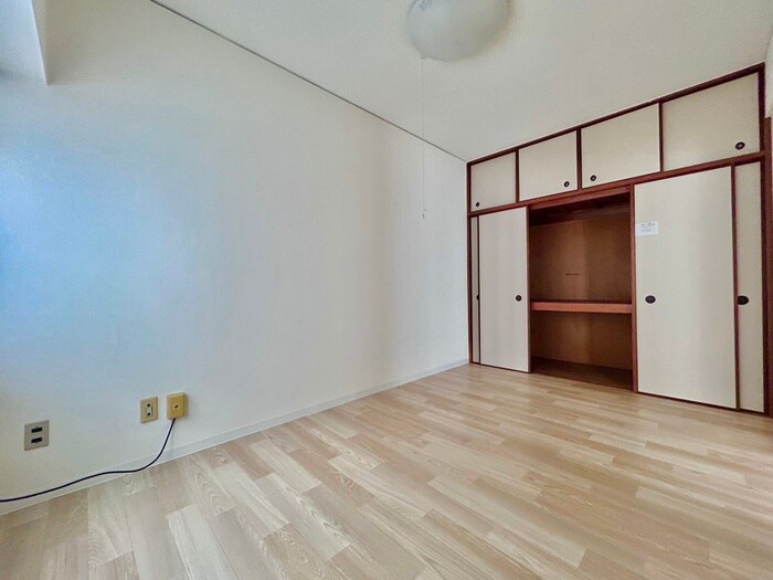 物件内観写真22　(居室)