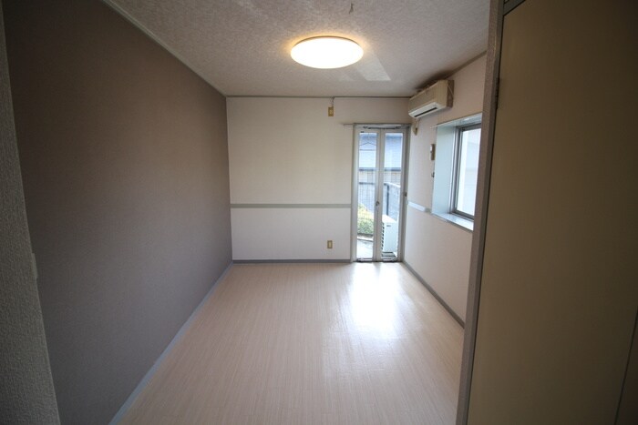 物件内観写真14　(居室)