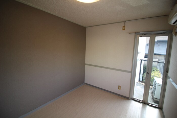物件内観写真15　(居室)