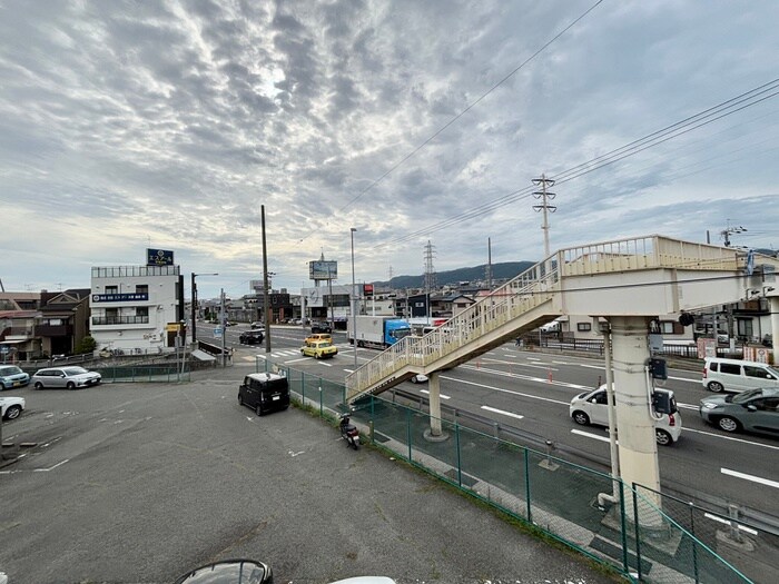 物件内観写真17　(室内からの展望)