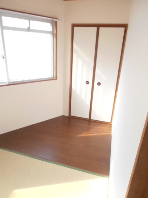 物件内観写真15　(収納)