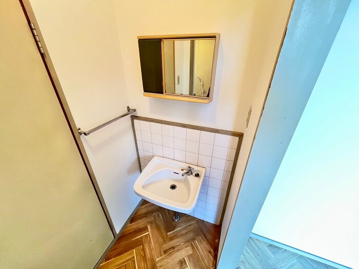 物件内観写真10　(洗面)