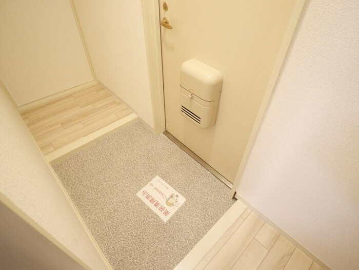 物件内観写真19　(玄関)