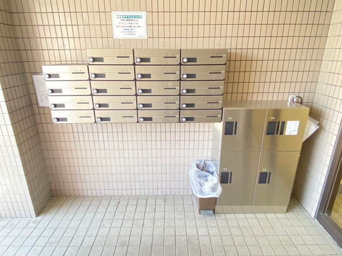 物件外観写真4　(建物設備)