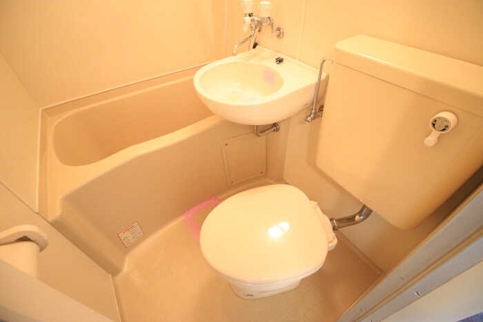 物件内観写真11　(トイレ)