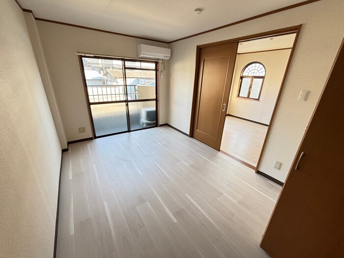 物件内観写真13　(居室)