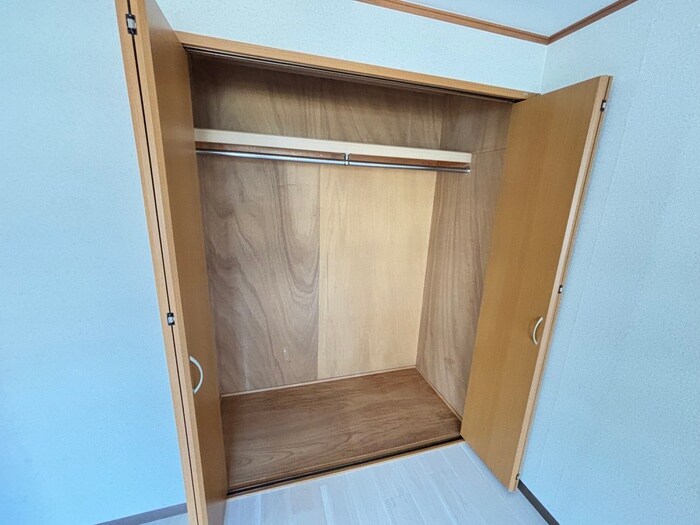物件内観写真15　(収納)