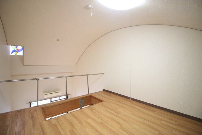 物件内観写真15　(ロフト)