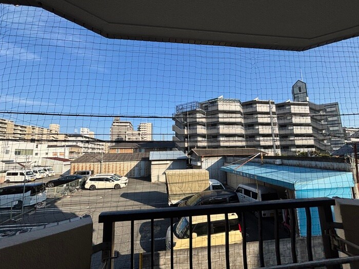 物件内観写真22　(室内からの展望)