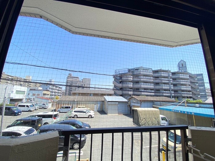 物件内観写真22　(室内からの展望)