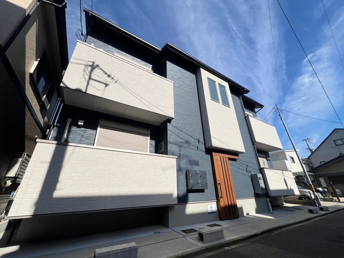 コンフォール成町の物件外観写真