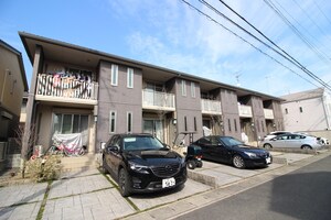 シャーメゾン沙羅外観写真
