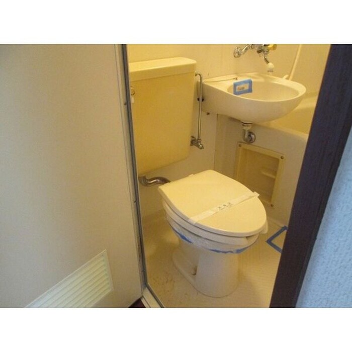 物件内観写真5　(トイレ)