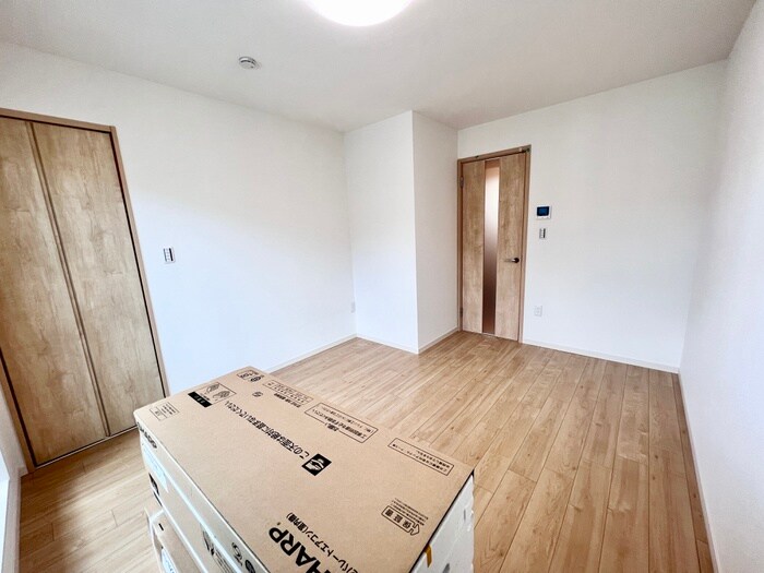 物件内観写真8　(居室)