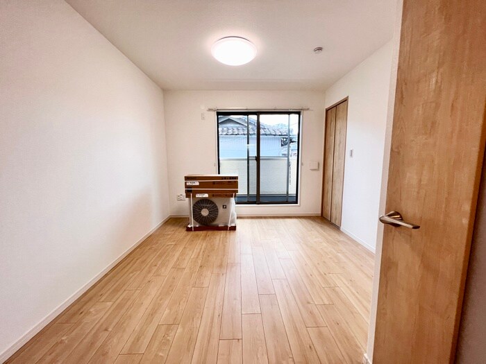 物件内観写真19　(居室)