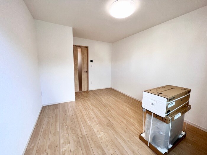 物件内観写真21　(居室)