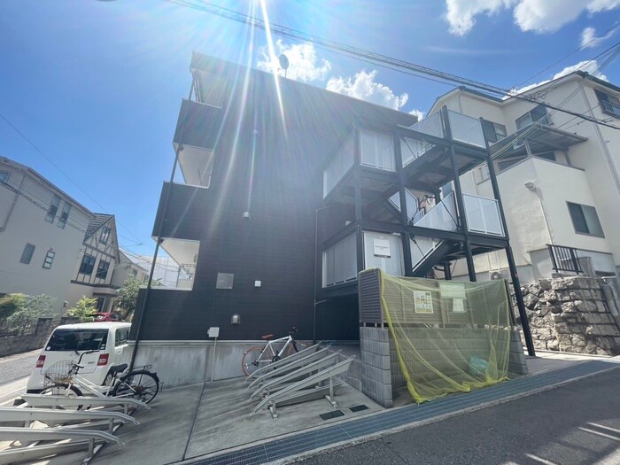 物件外観写真2　(外観写真)