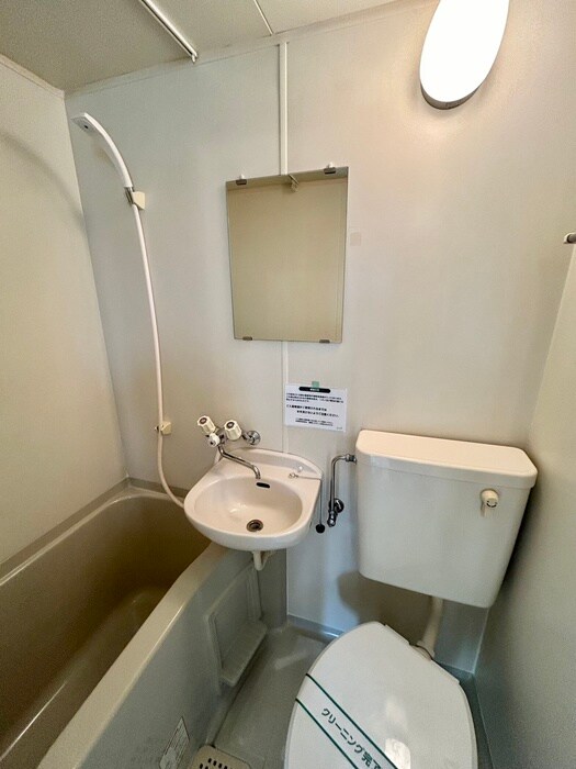 物件内観写真9　(洗面)