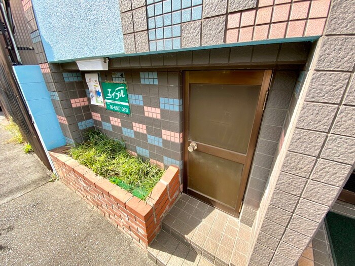 物件外観写真4　(建物設備)