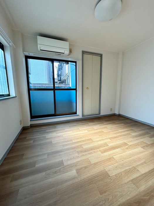 物件内観写真21　(居室)