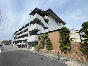 ＬＡ・ＶＩＳＴＡ志紀外観写真