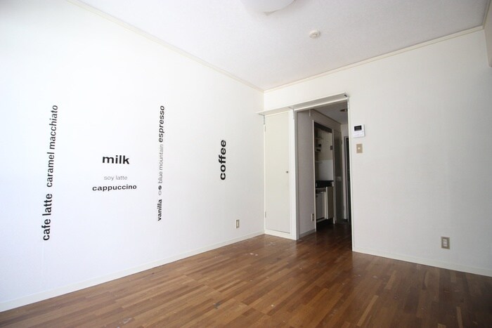 物件内観写真7　(居室)