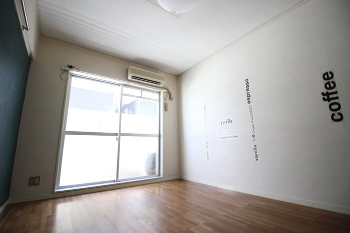 物件内観写真8　(居室)