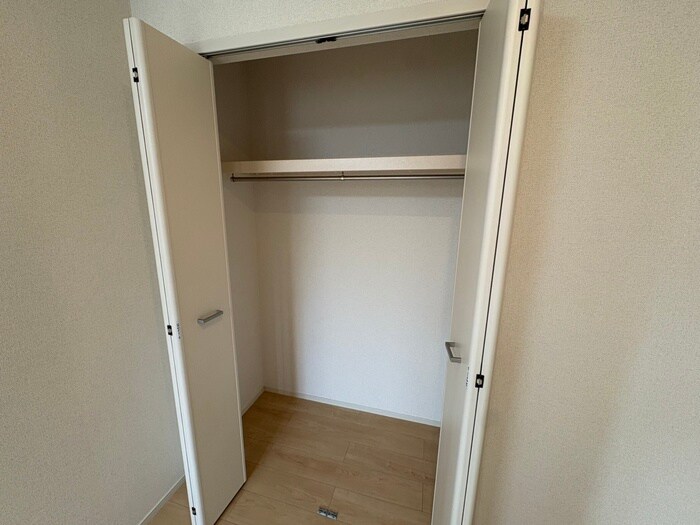 物件内観写真15　(収納)