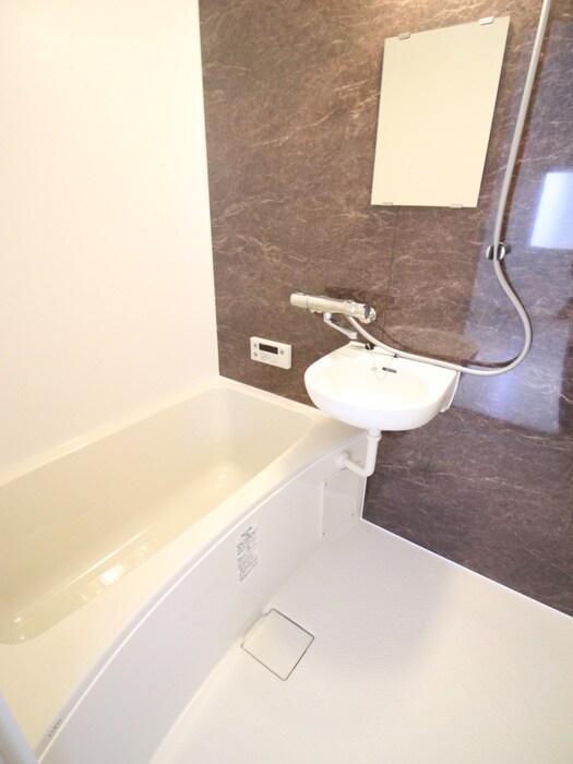 物件内観写真8　(バス／シャワールーム等)