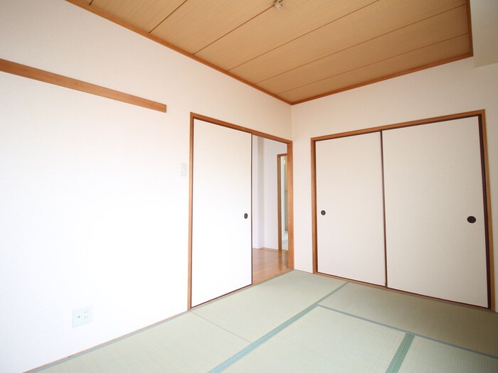 物件内観写真13　(居室)