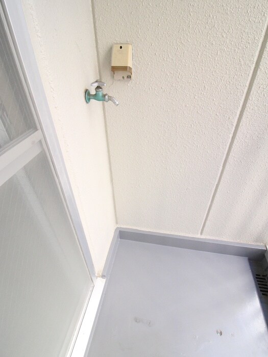 物件内観写真15　(洗濯機置場)