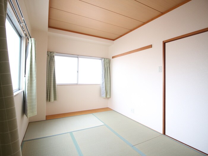 物件内観写真16　(居室)