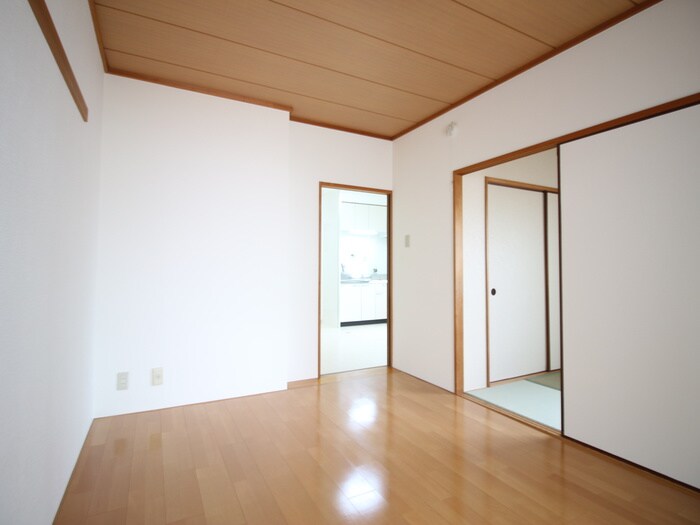 物件内観写真18　(居室)