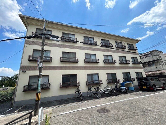 物件外観写真6　(外観写真)