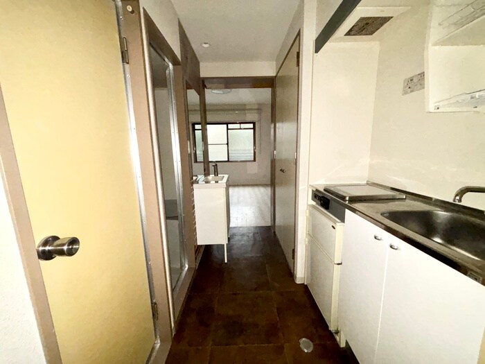 物件内観写真19　(廊下)