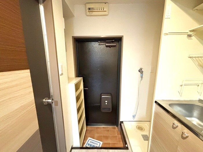 物件内観写真19　(玄関)