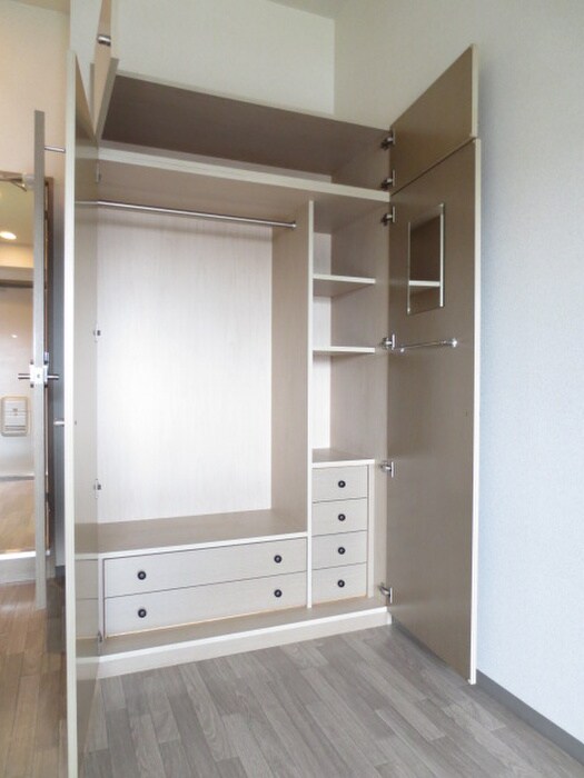 物件内観写真14　(収納)