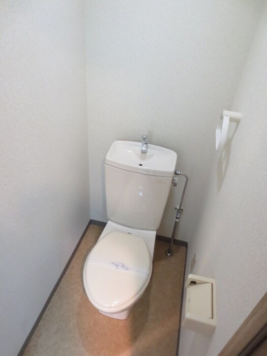 物件内観写真16　(トイレ)