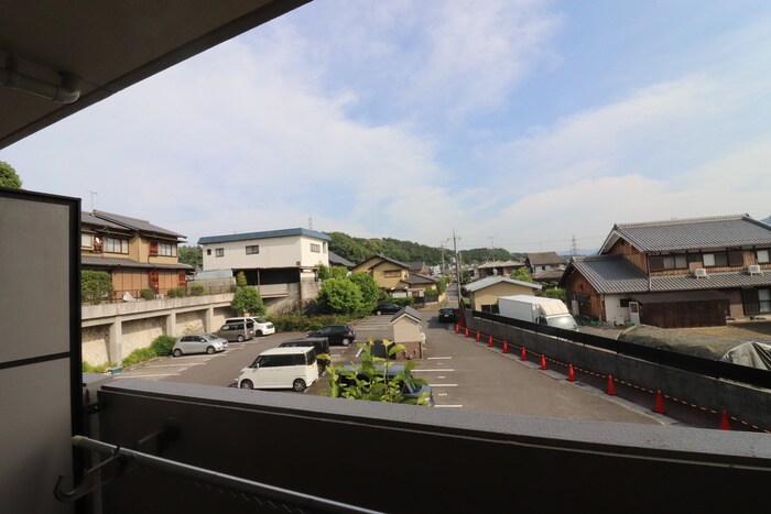 物件内観写真17　(室内からの展望)