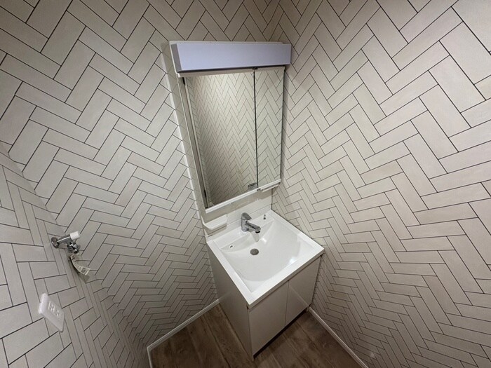 物件内観写真13　(洗面)