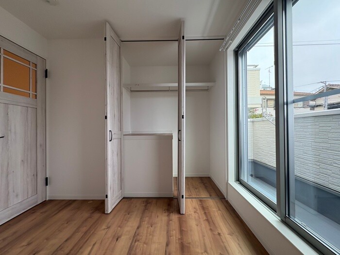 物件内観写真15　(収納)