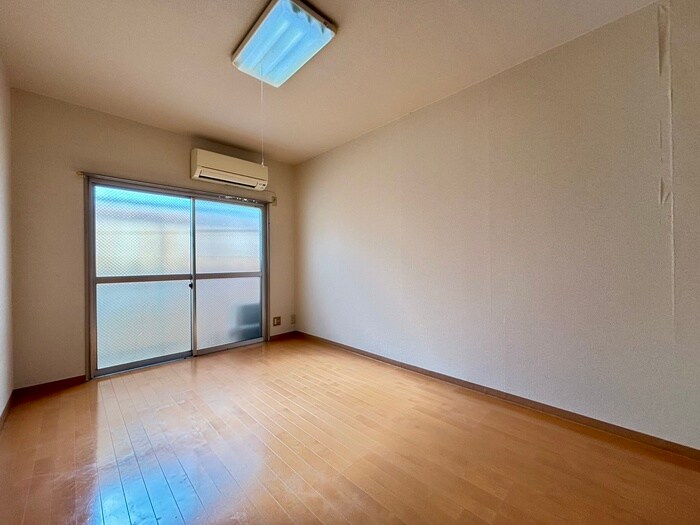 物件内観写真6　(居室)