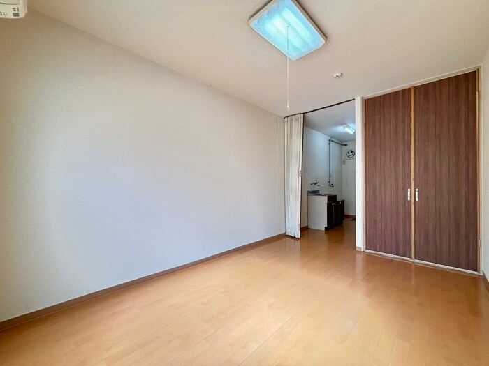 物件内観写真21　(居室)