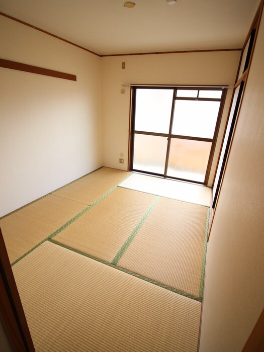 物件内観写真7　(居室)